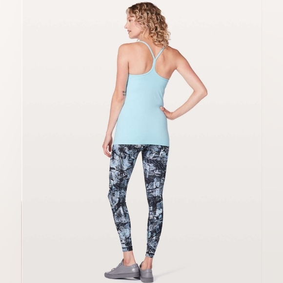Lululemon Power Y Tank size 4 - Picture 3 of 11